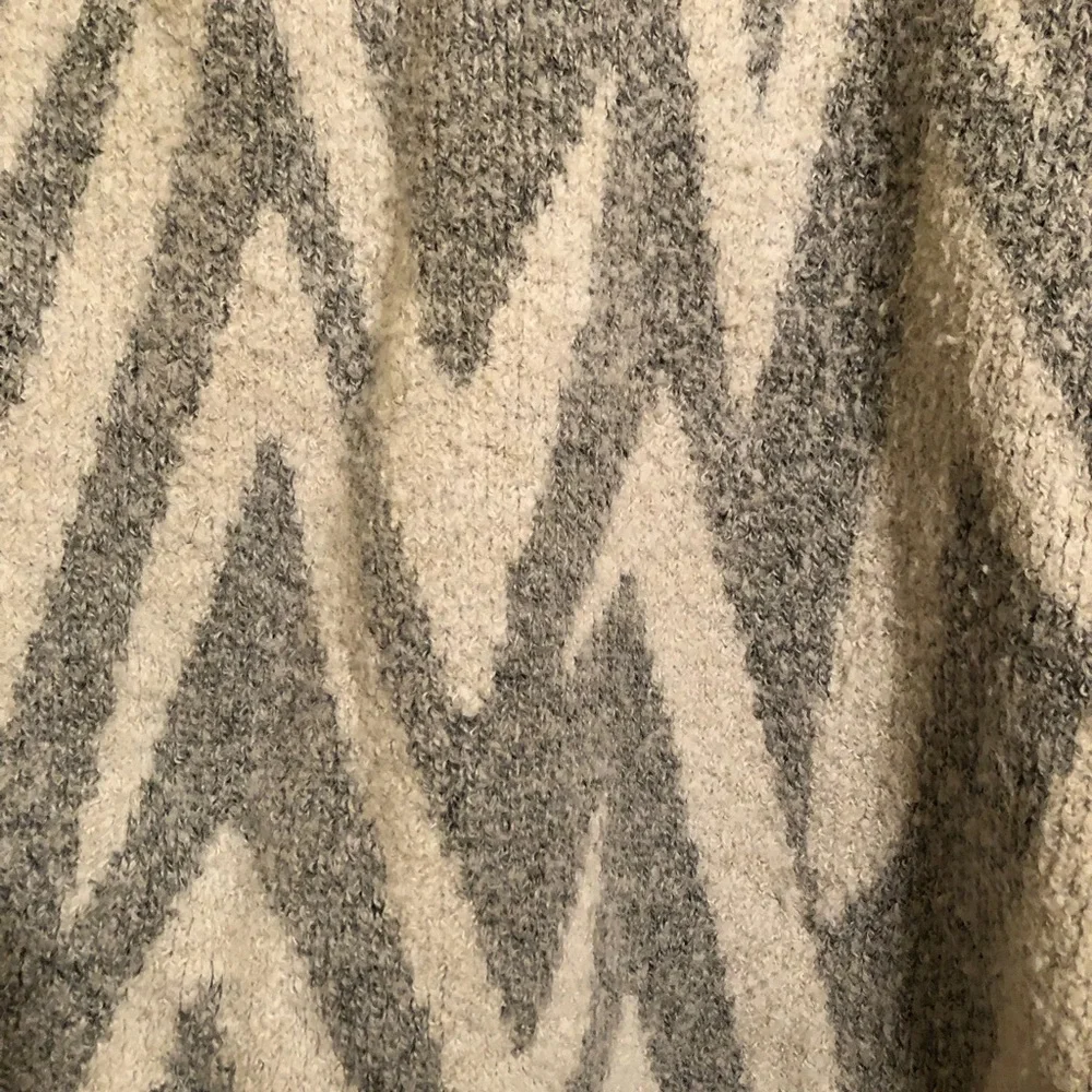 Lane Bryant long sleeved sweater - Picture 2 of 4